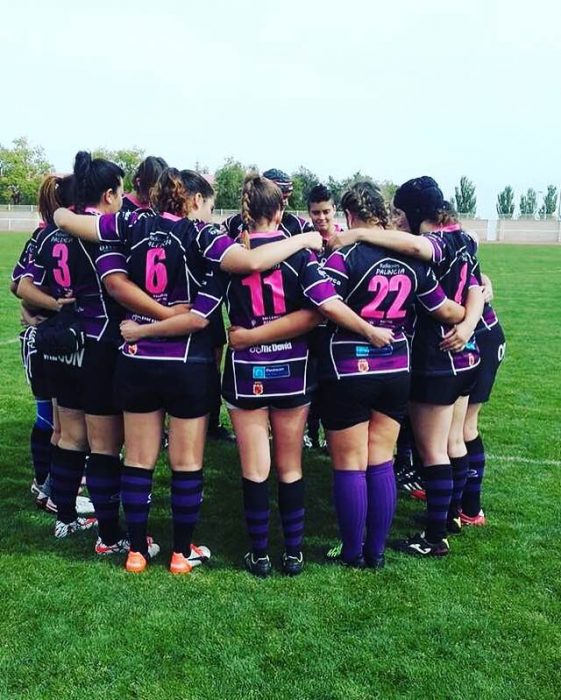 rugby femenino Palencia Rugby Club haciendo piña rugby-femenino-palencia-rugby-club-haciendo-pina